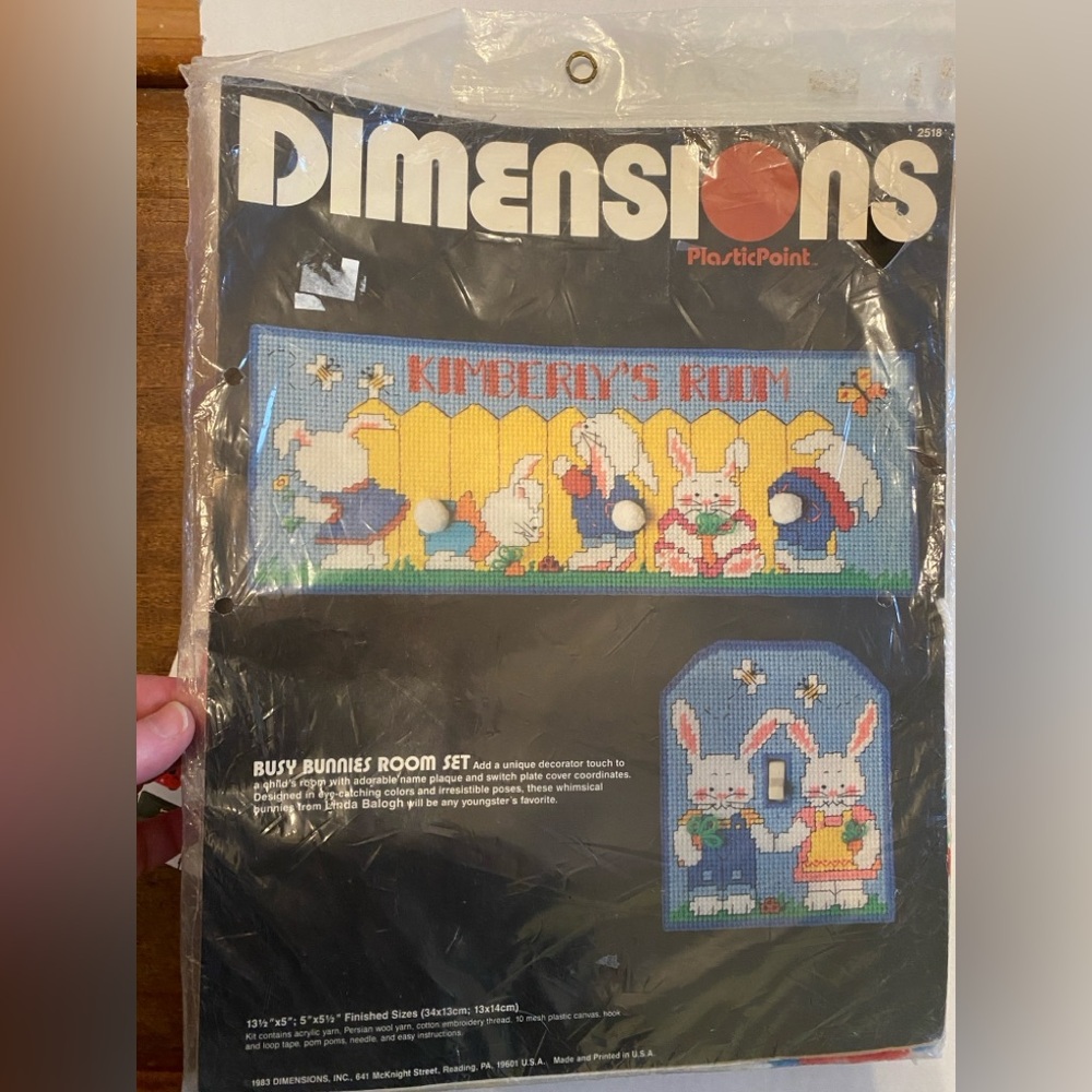 Vintage 1983 Dimensions Plastic Point Needlepoint
